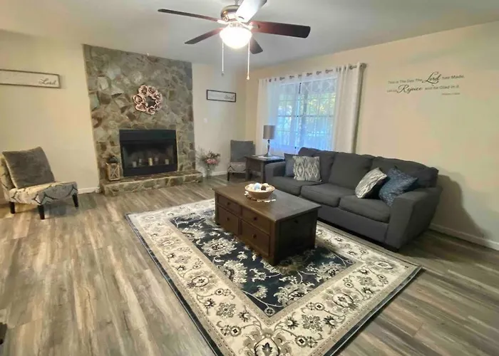 Donna'S Charm: 3 Br/King-Suite/Pools/Golf