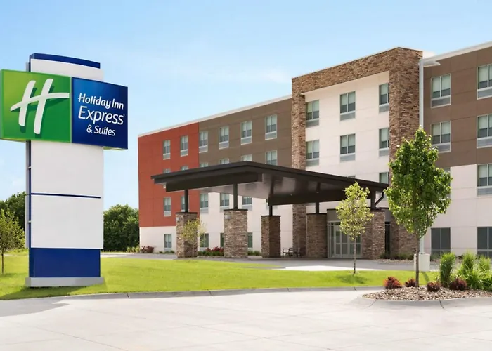 Holiday Inn Express & Suites Pensacola Airport North - I-10 By Ihg